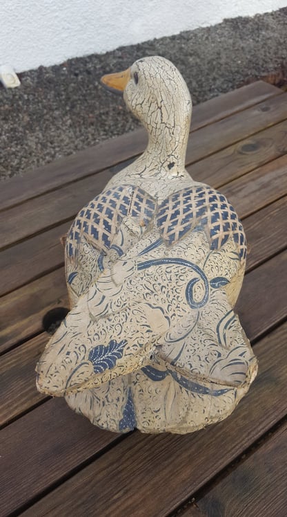 Vintage 1920's Wooden Decoy Goose