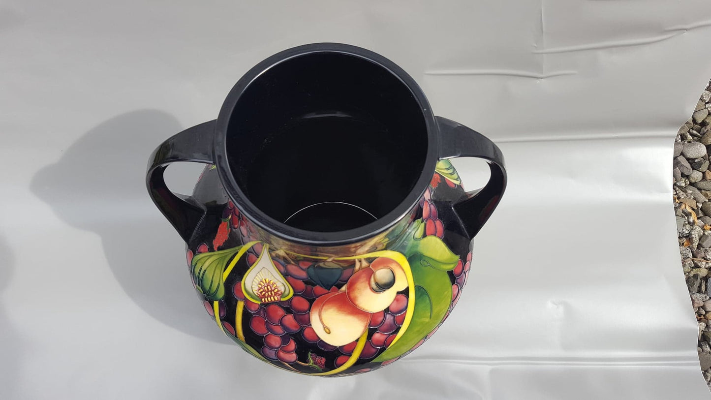 Moorcroft Queens Choice "Emma Bossons" Vase